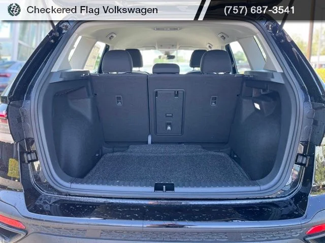 New 2026 Black Volkswagen 1.5T S image 31