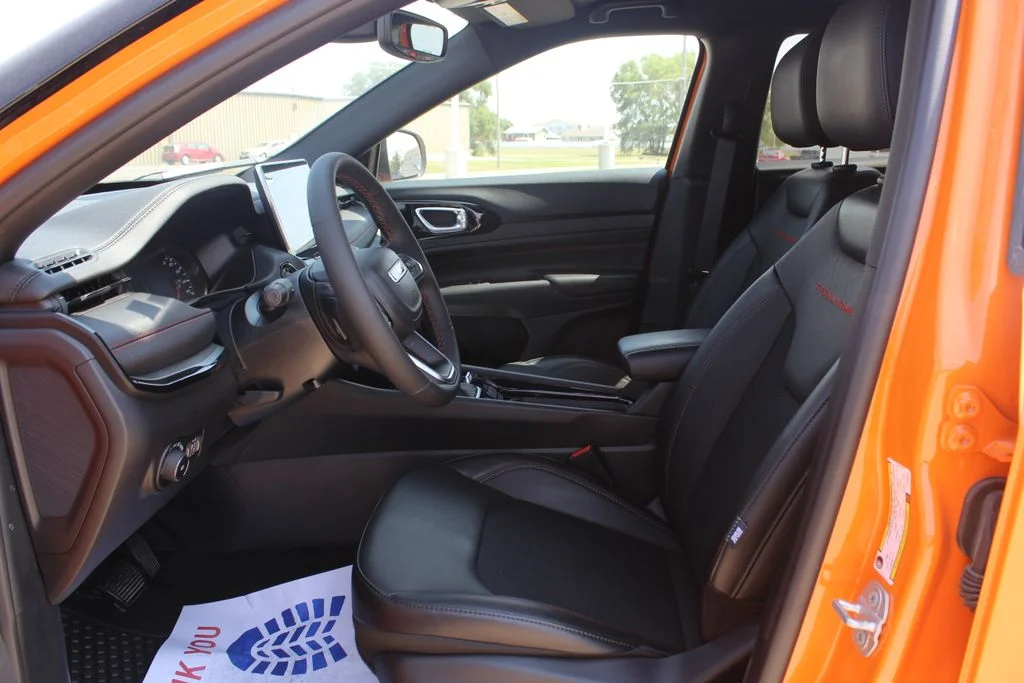 2026 Jeep Compass Trailhawk - Photo 11