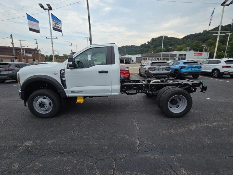 New 2026 White Ford XL image 4
