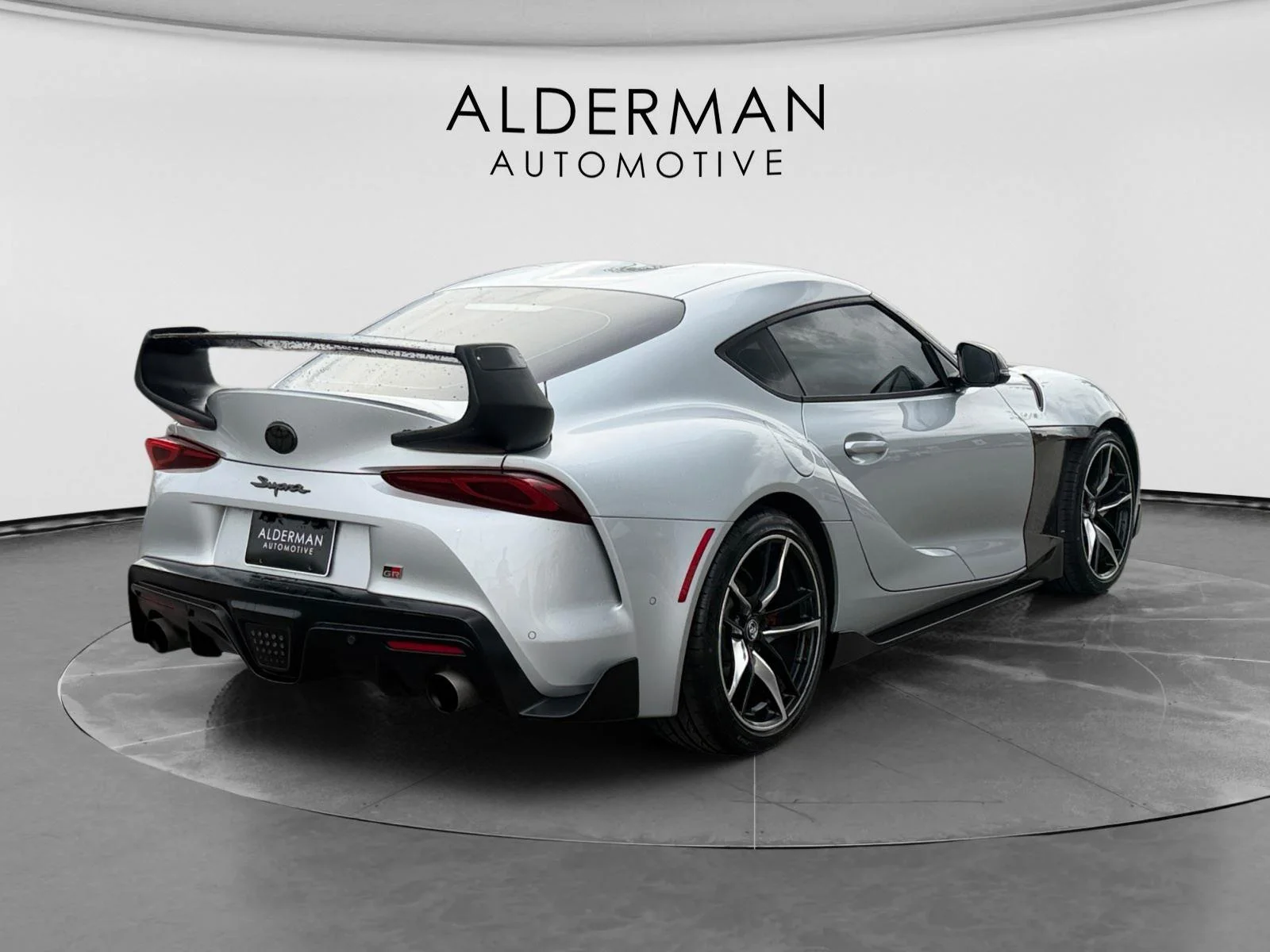 Used 2021  Toyota 3.0 Premium image 5