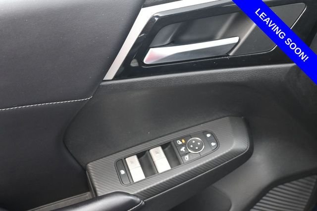 Used 2024  Mitsubishi SE image 12