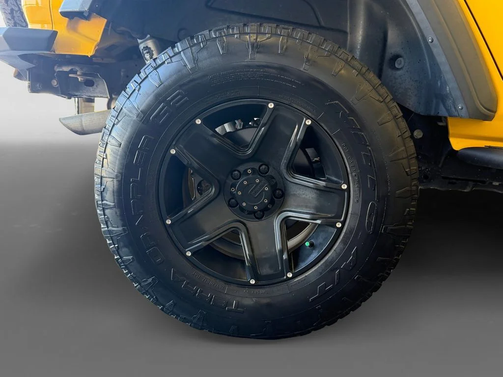 Used 2019 Yellow Jeep Unlimited Sport S image 11