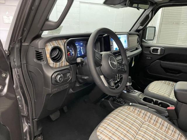 New 2026 Granite Crystal Metallic Clearcoat Jeep 85th Anniversary image 15