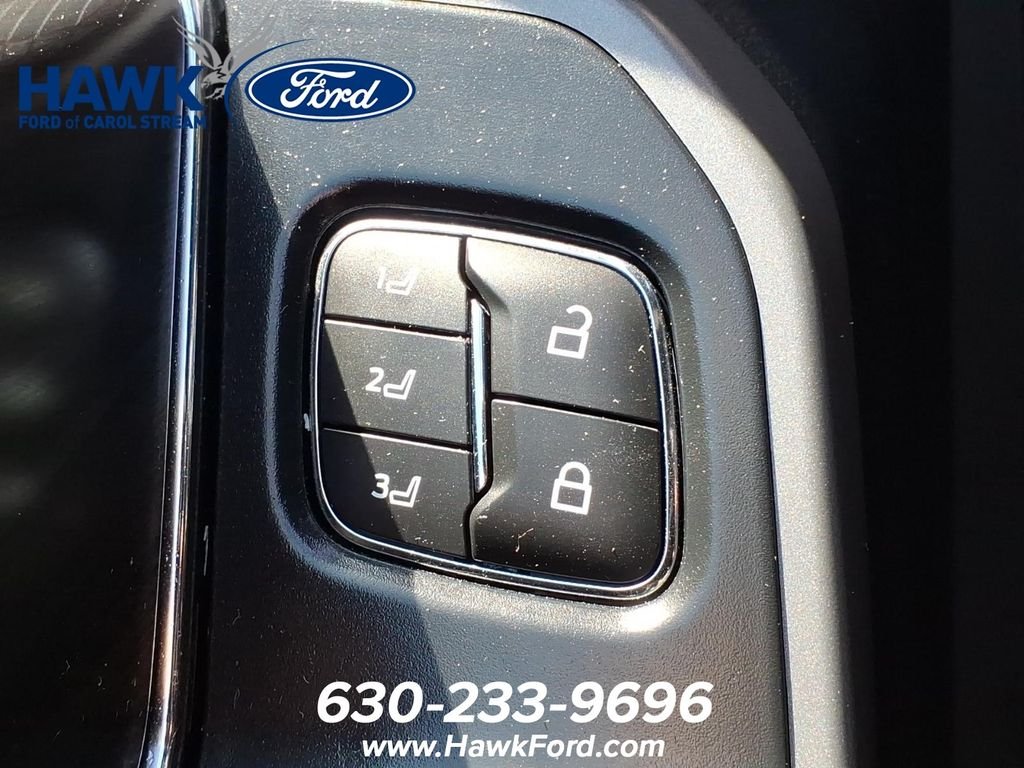 Used 2025 Black Ford Lariat image 17