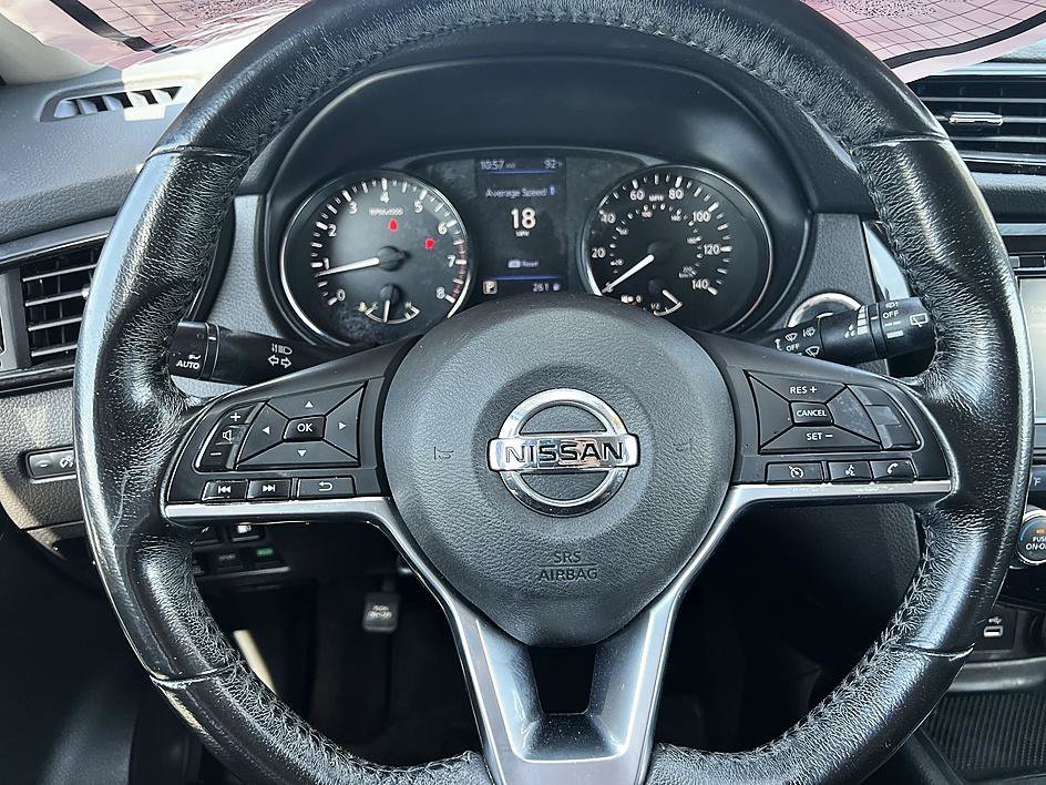 Used 2018 Caspian Blue Nissan SV image 22