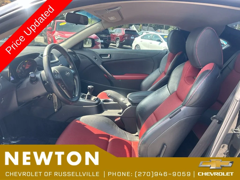 Used 2012 Black Hyundai 3.8 R-Spec image 4