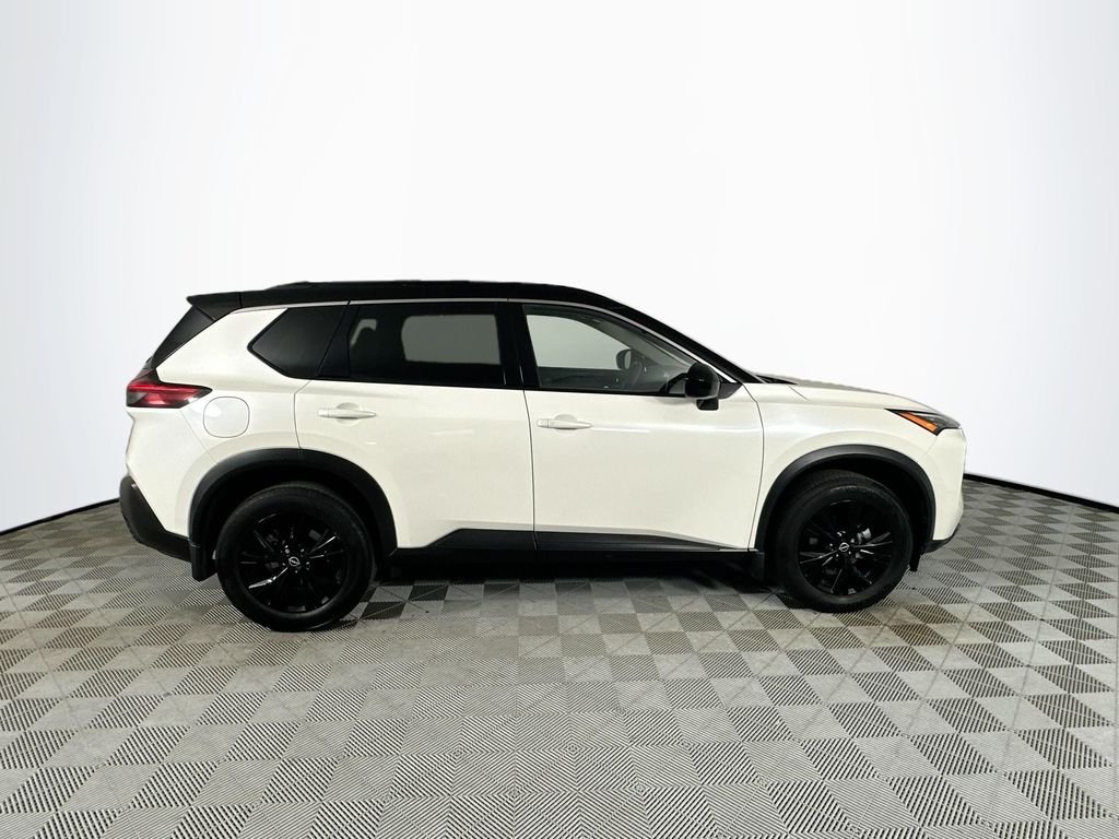 Used 2023 White Nissan SV image 8