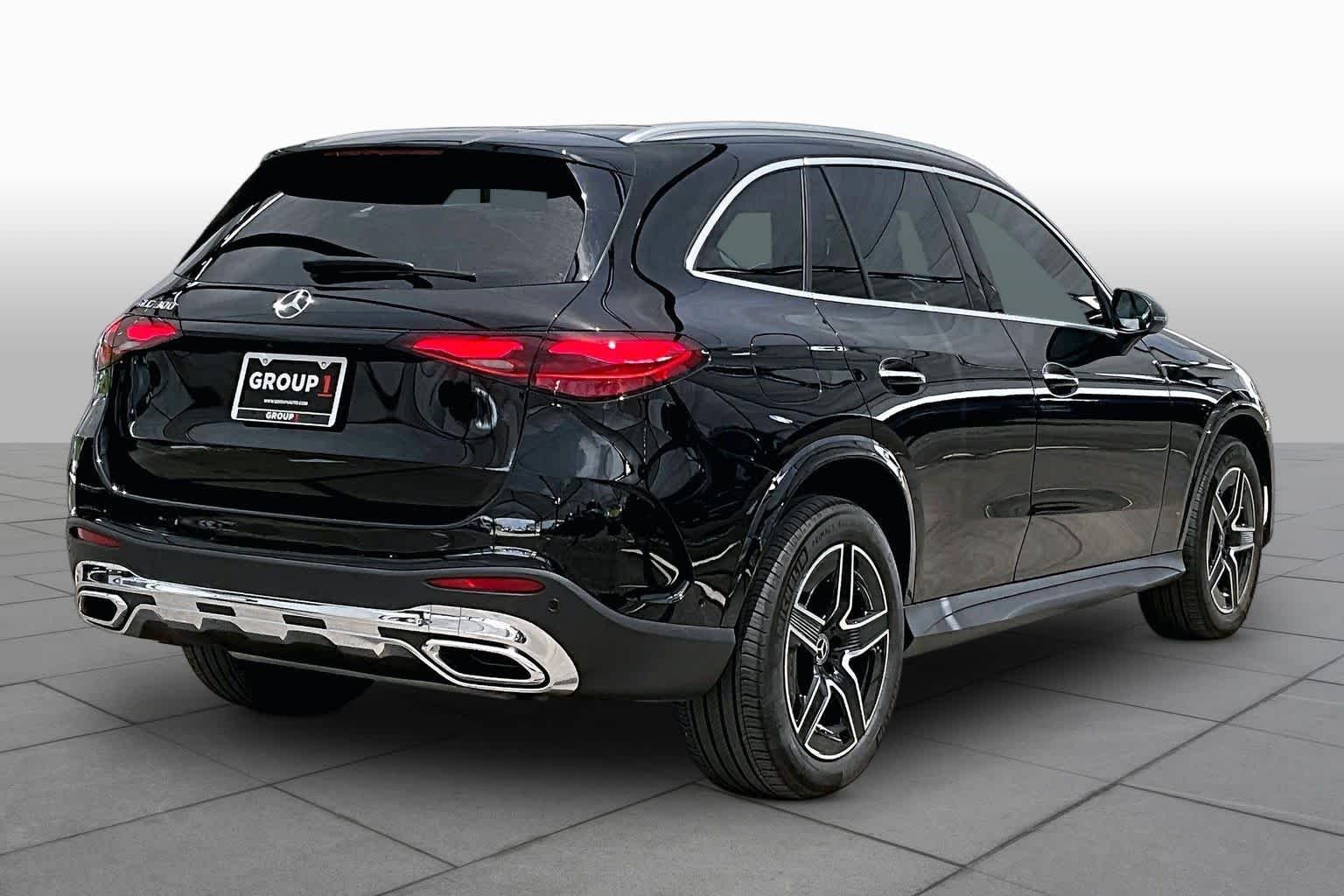 Certified Used 2026 Black Mercedes-Benz GLC 300 image 13