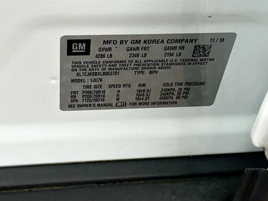 Used 2020 White Chevrolet LS image 35