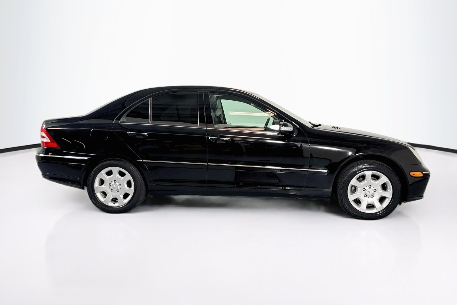 Used 2006 Black [Black] Mercedes-Benz Sport image 4