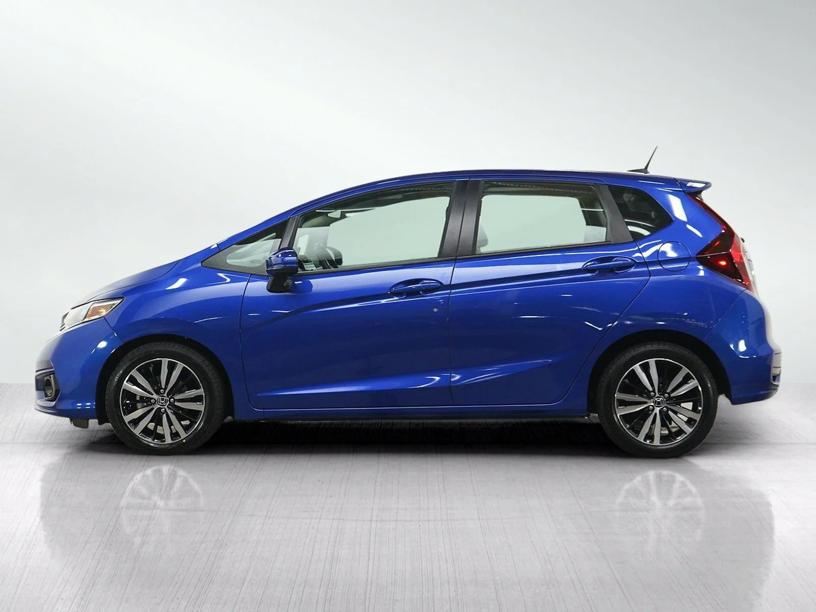 Used 2019 Blue Honda EX CVT image 2