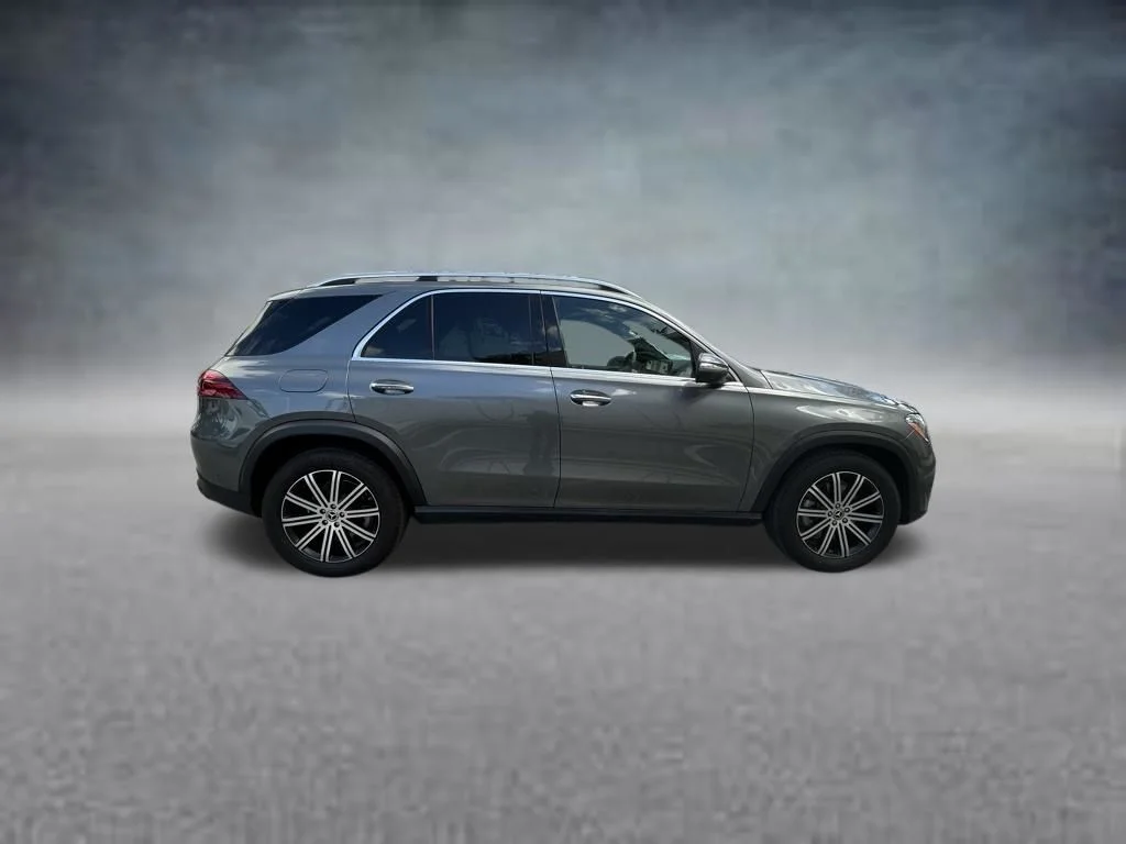 Used 2025  Mercedes-Benz GLE 450e image 8
