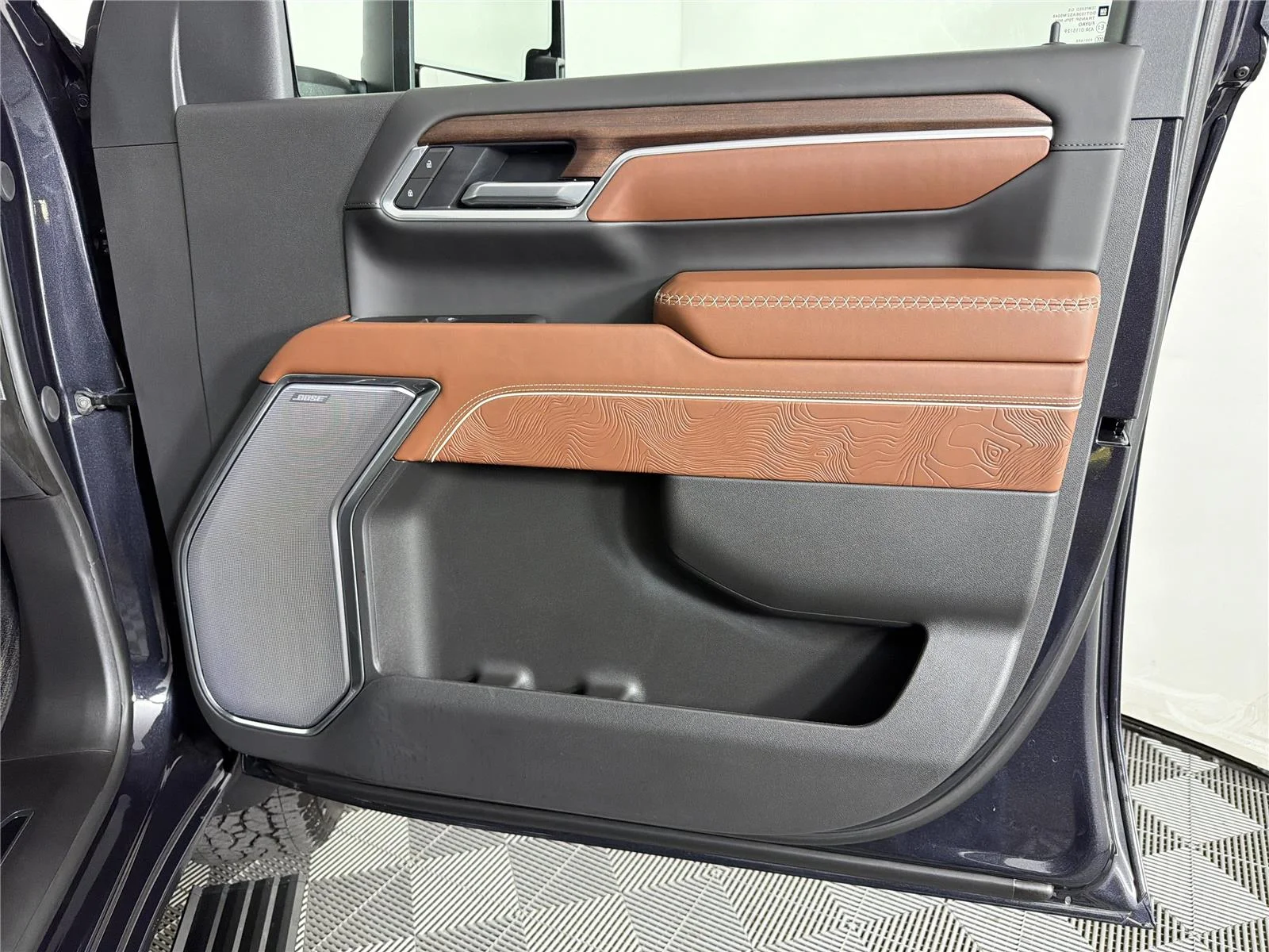 New 2026 Titanium Rush Metallic GMC Denali Ultimate image 13
