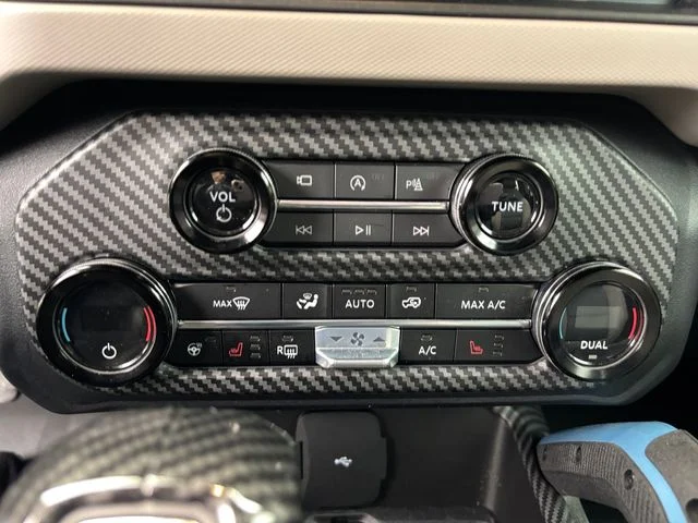 Used 2023 Velocity Blue Metallic Ford Wildtrak image 19