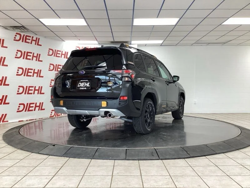 New 2026 CRYSTAL BLACK SILICA Subaru Wilderness image 7
