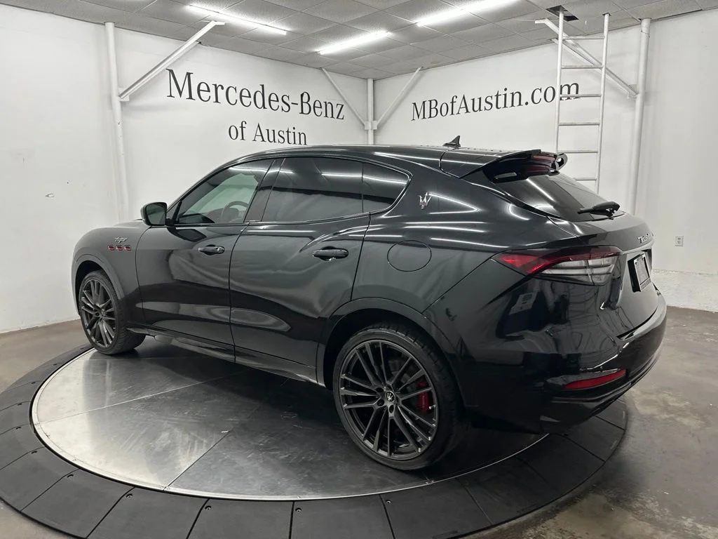 Used 2022 Black Maserati Trofeo image 5