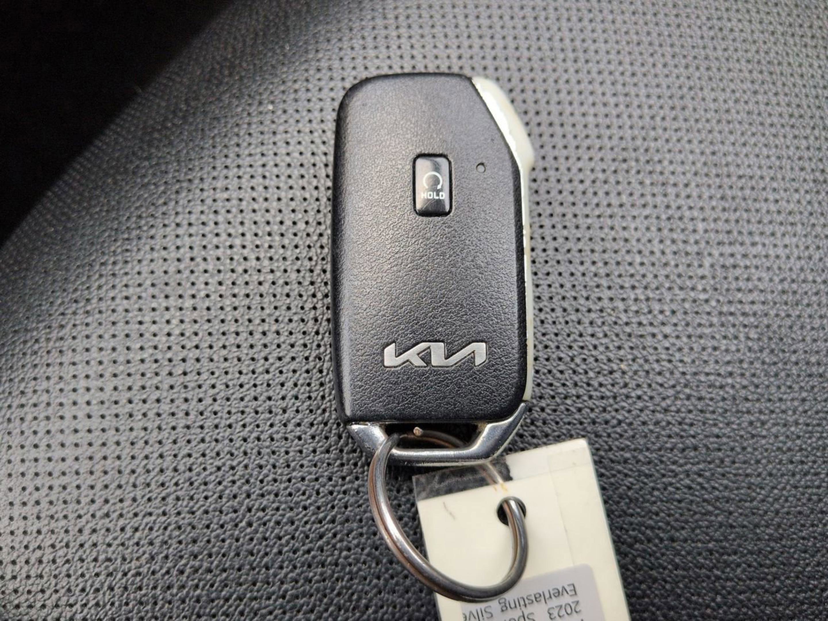 Used 2023 Everlasting Silver Kia EX image 29