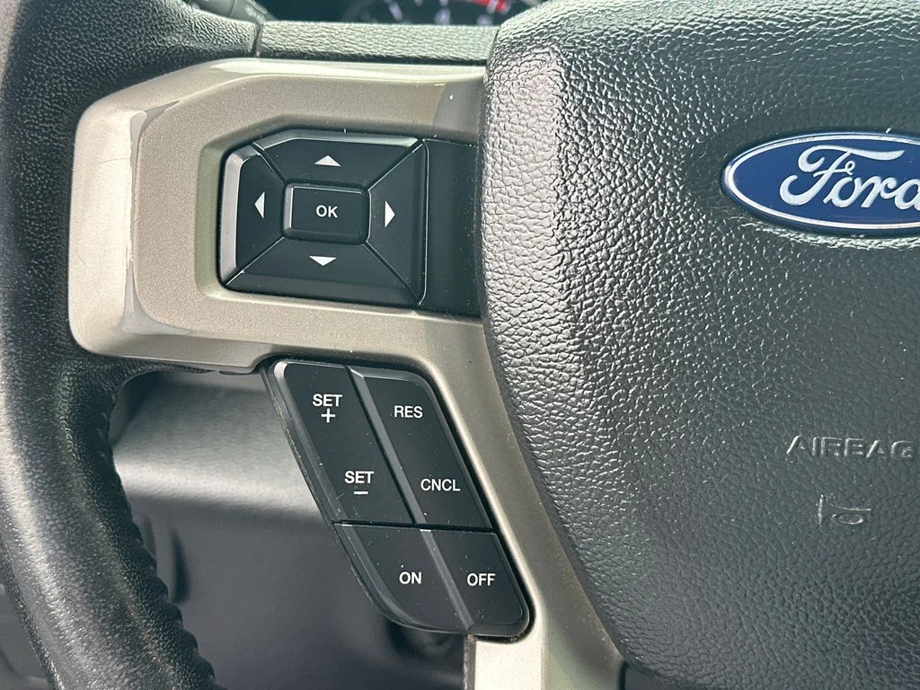 Used 2018 Silver Ford Lariat image 24