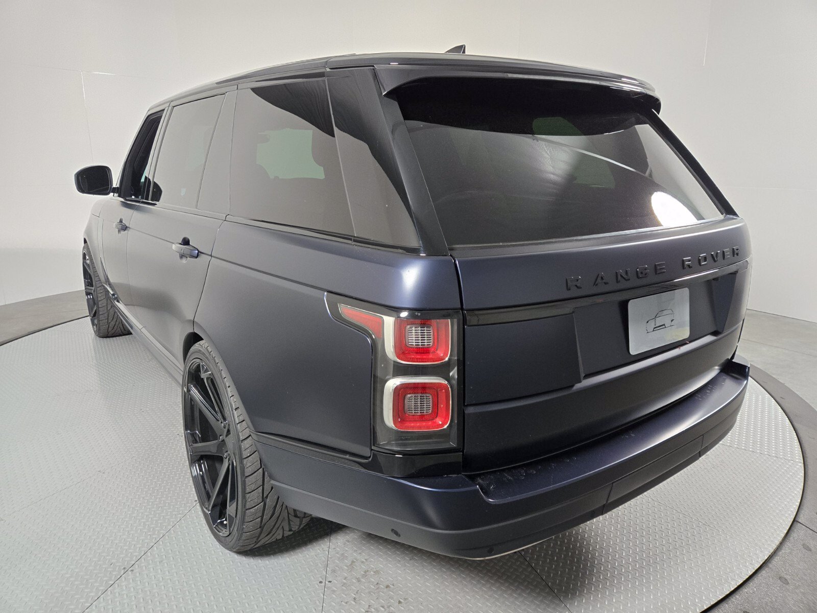 Used 2020 Portofino Blue Metallic Land Rover Supercharged image 7