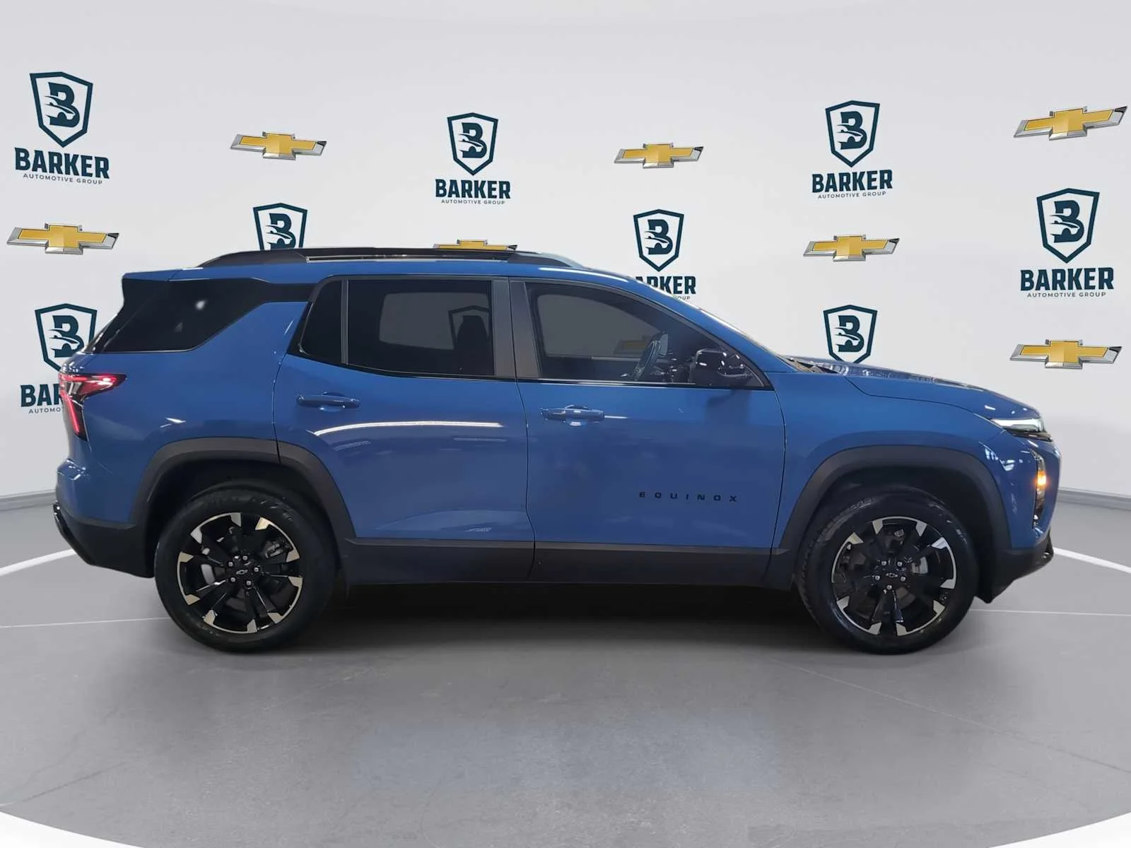 Used 2025 Reef Blue Metallic Chevrolet RS image 9