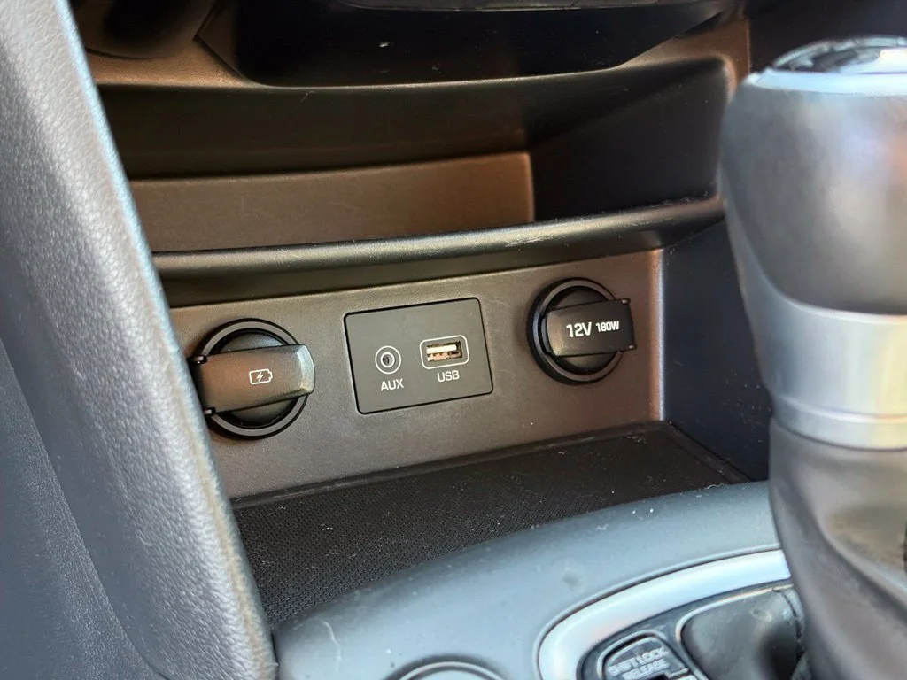 Used 2020 White Hyundai SEL image 26