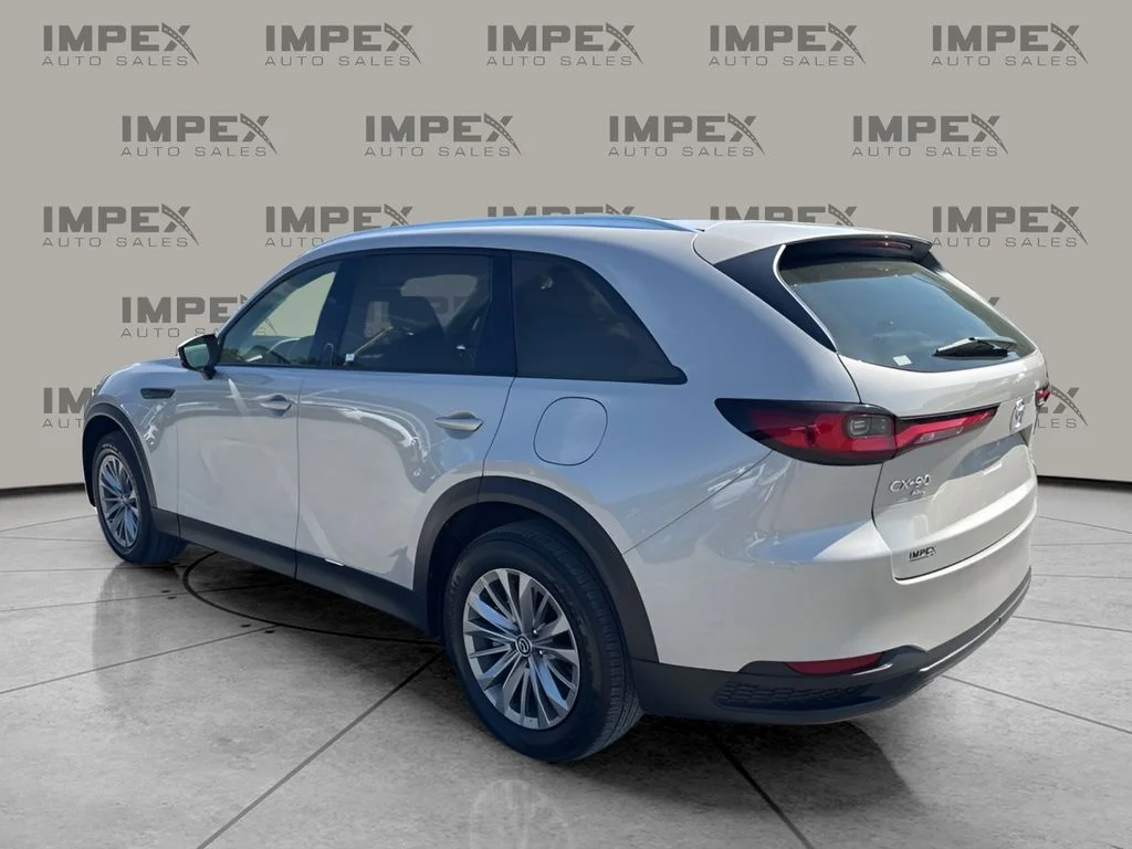 Used 2024 Silver Mazda 3.3 Turbo Preferred Plus image 3