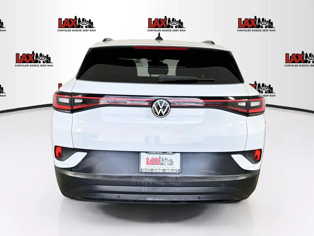 Used 2021 White Volkswagen Pro S image 6