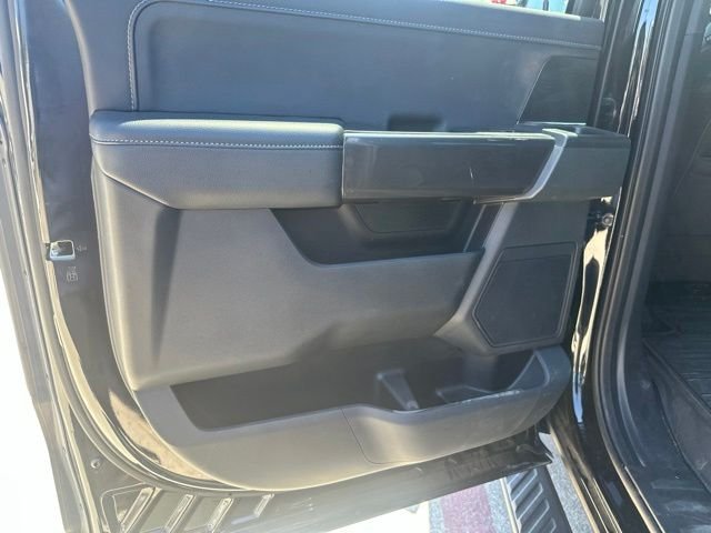 Used 2023 Black Ford XLT image 10