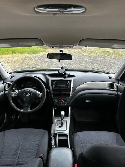 Used 2013 Obsidian Black Pearl Subaru 2.5X image 23
