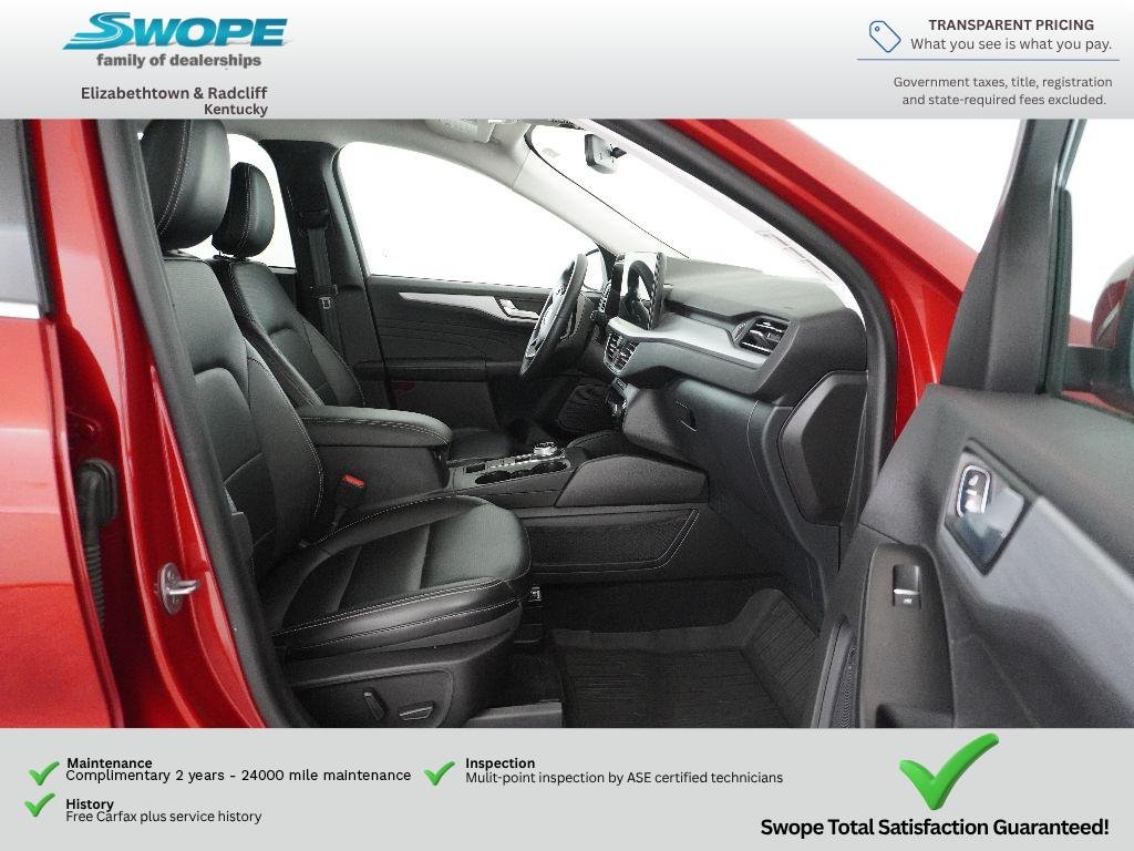 Used 2023 Rapid Red Metallic Tinted Clearcoat Ford Platinum image 15