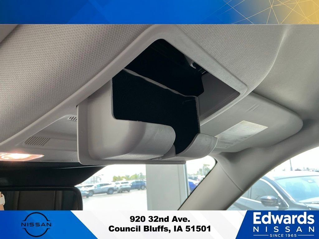 Used 2022 White Ford Outer Banks image 32