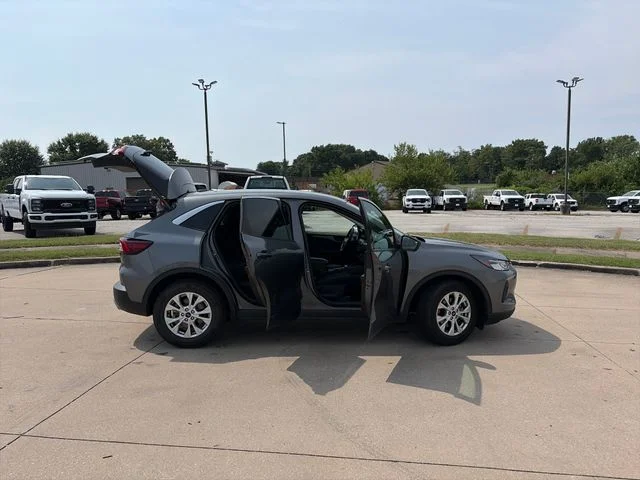 Used 2024 Gray Ford Active image 32