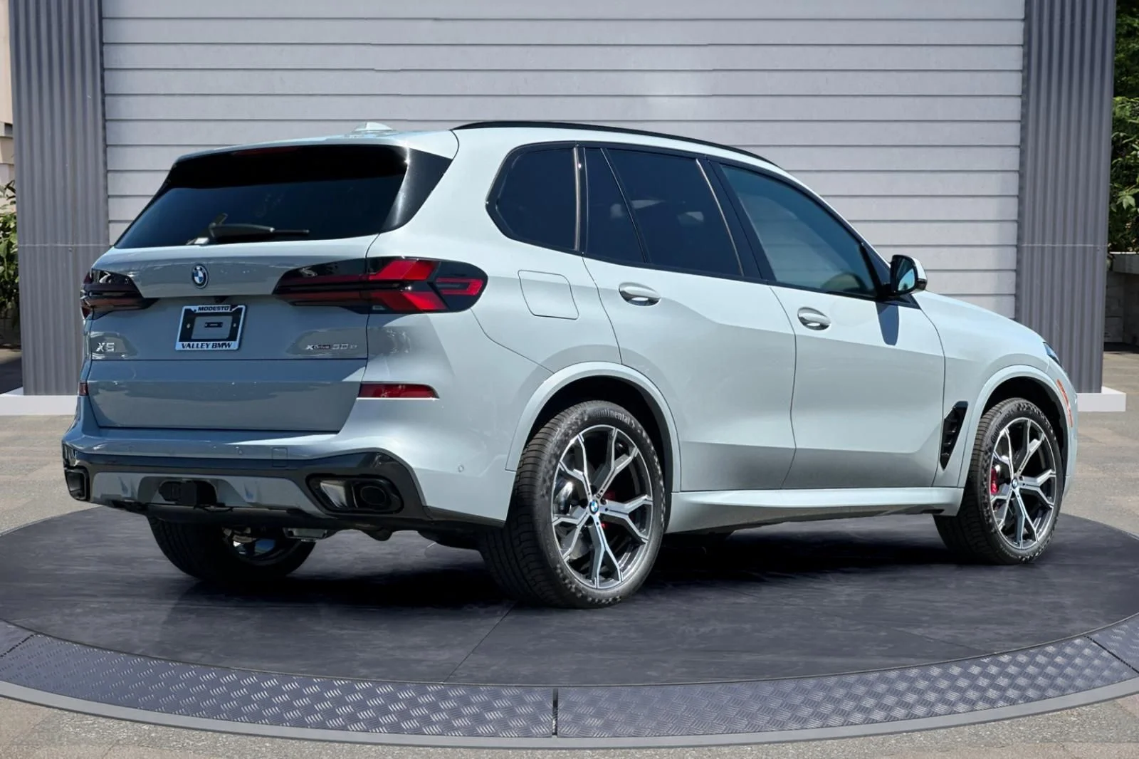 New 2026 Brooklyn Grey Metallic BMW xDrive50e image 4