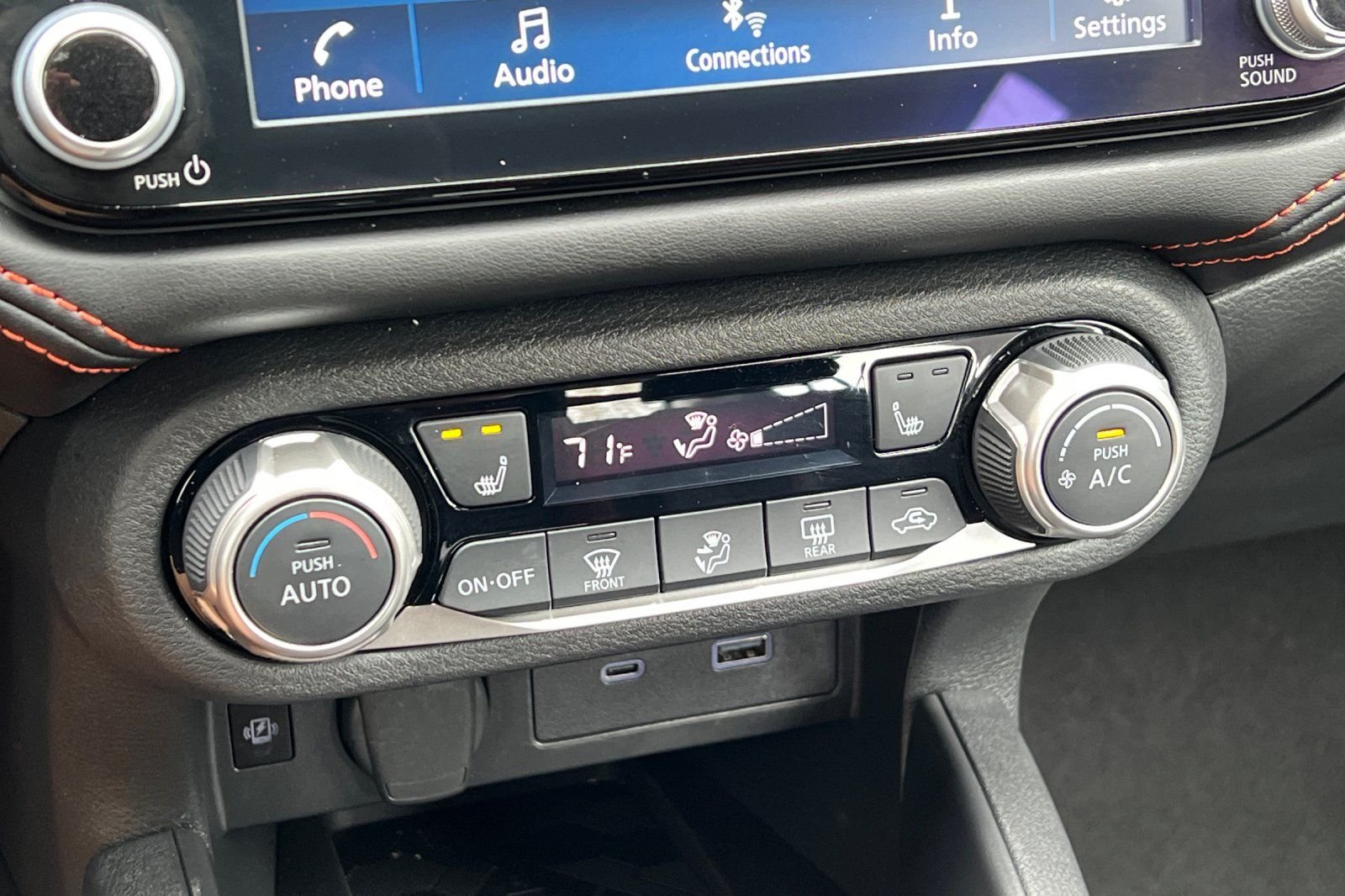 2025 Nissan Versa Sedan SR - Photo 26