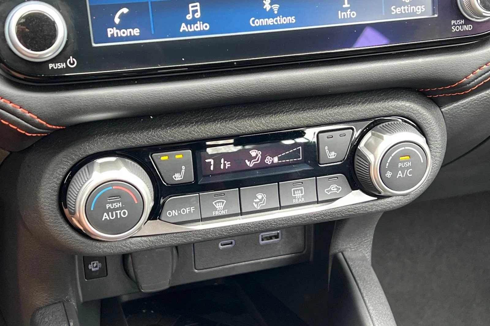 2025 Nissan Versa Sedan SR - Photo 26