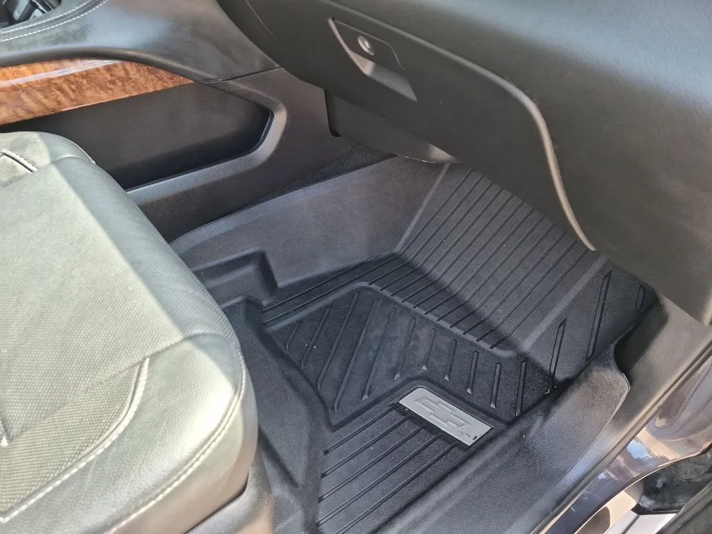Used 2017 Gray Chevrolet Premier image 44