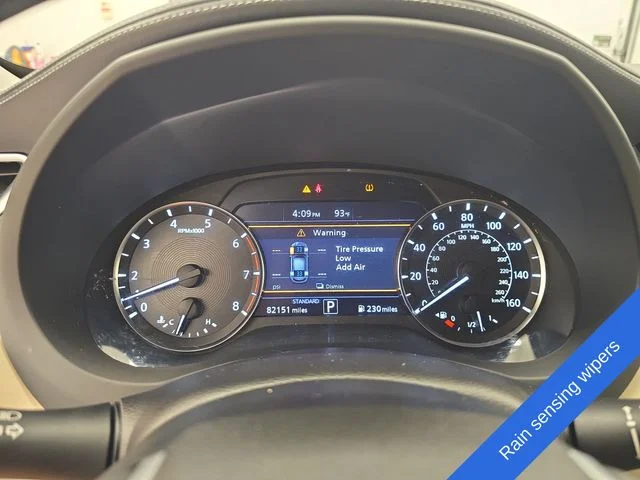 Used 2019 Black INFINITI ESSENTIAL image 30