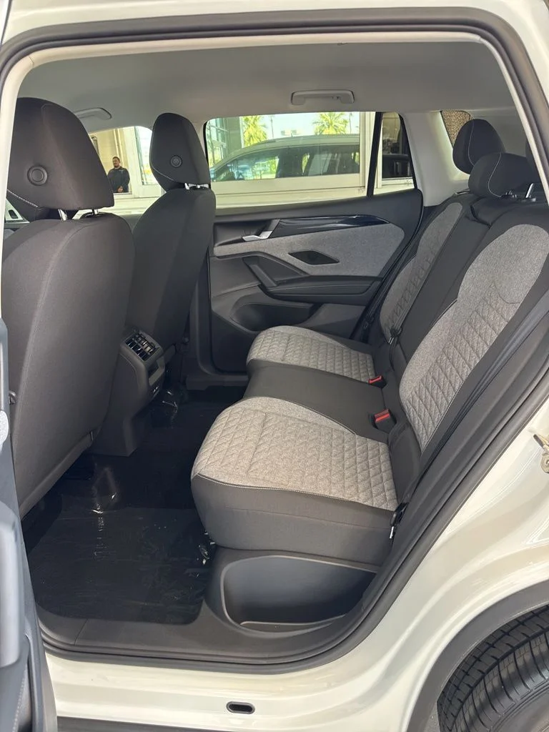 New 2026 White/off-white Volkswagen 2.0T S image 9