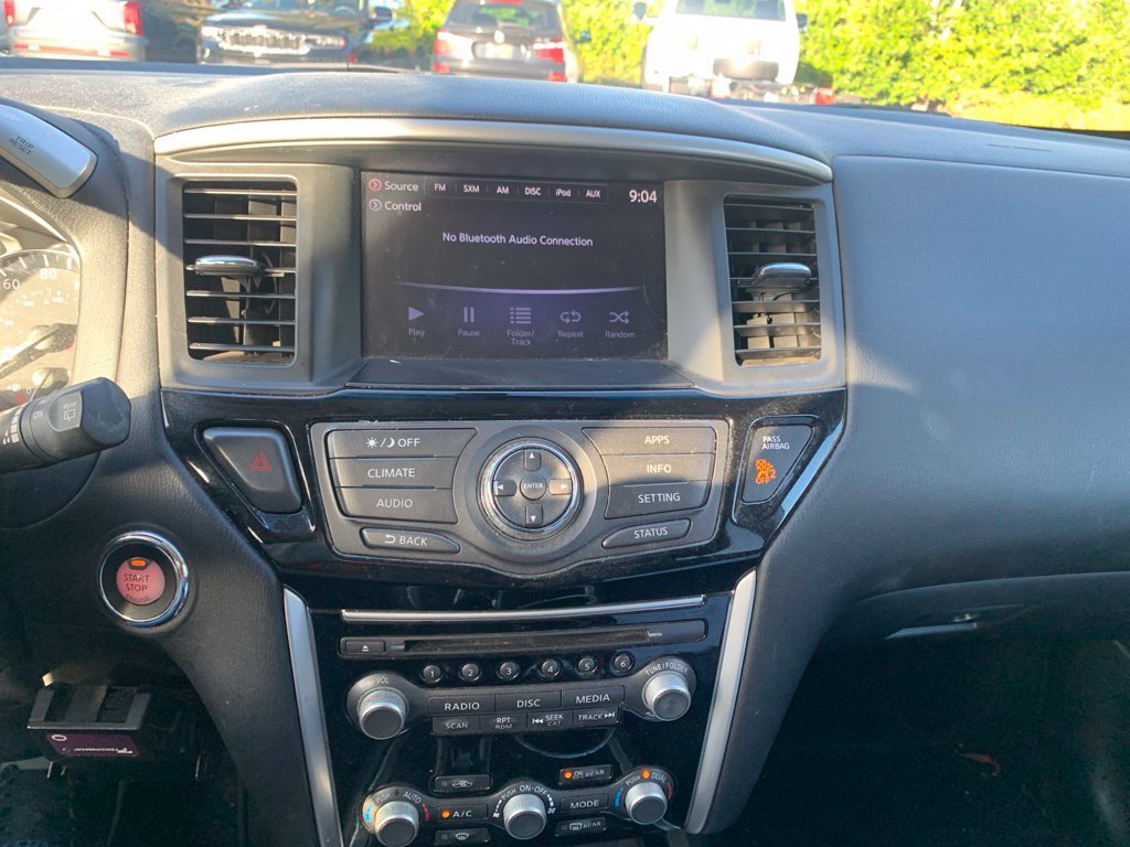 Used 2018 Silver Nissan SV image 16