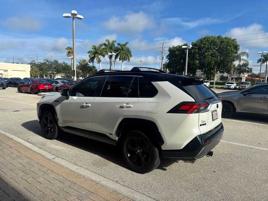 Used 2021 White Toyota XSE image 9