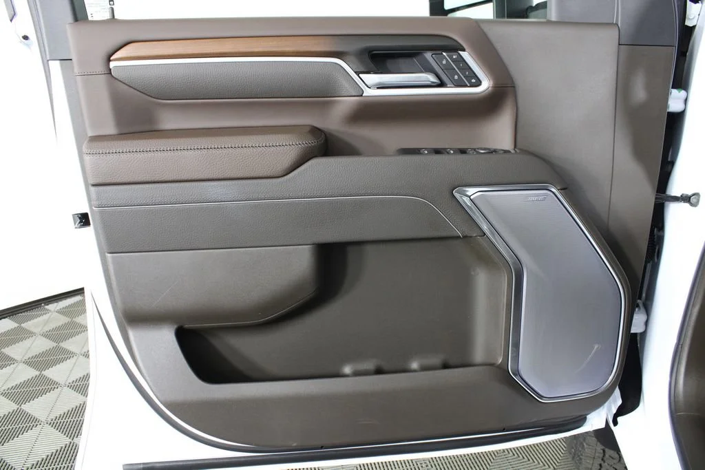 New 2026 Glacier White Tricoat GMC Denali image 10