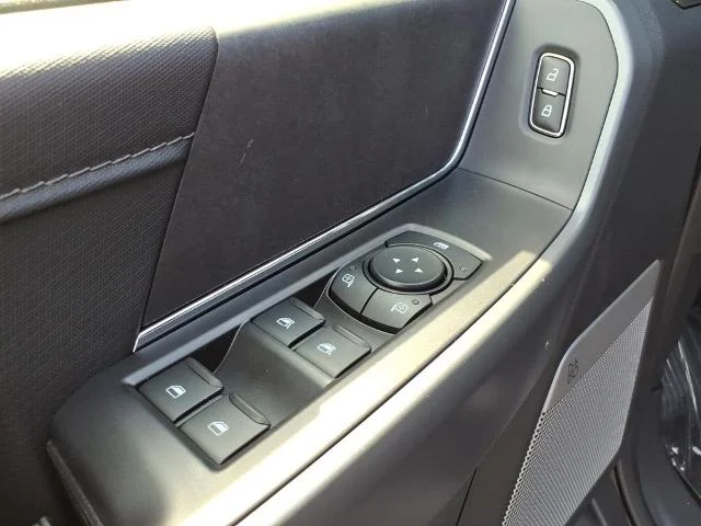 New 2026 Carbonized Gray Metallic Ford XLT image 11