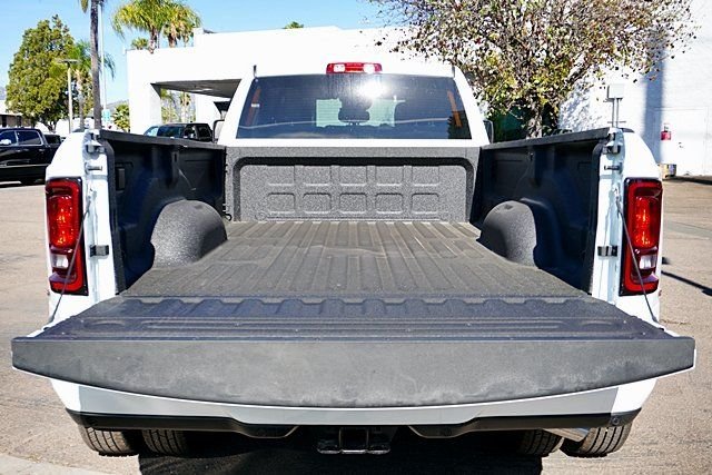 New 2026 Bright White Clear-Coat Exterior Paint RAM Big Horn image 17