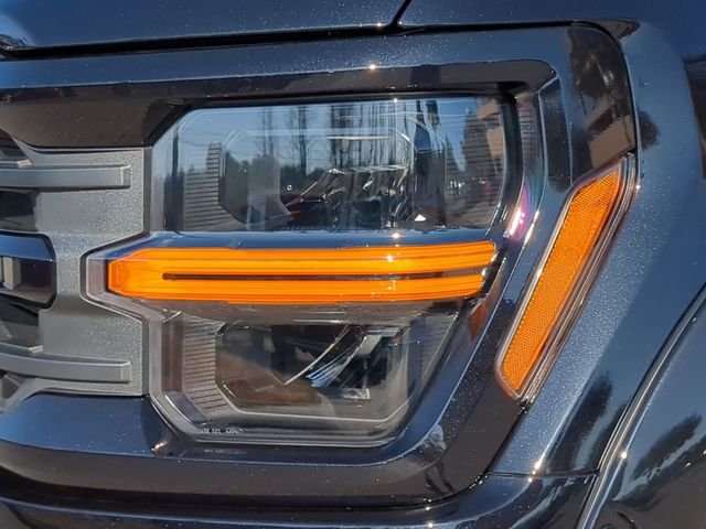New 2026 Agate Black Metallic Ford XLT image 97