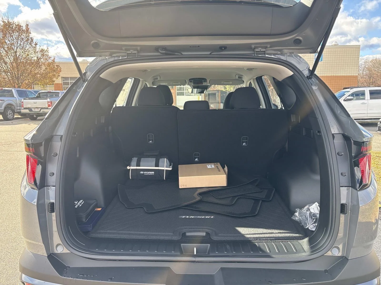 Used 2026 Hampton Gray Hyundai SE image 29