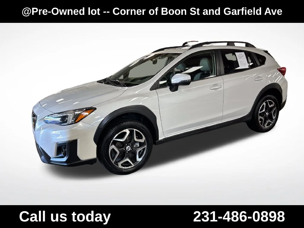 Used 2018 White Subaru 2.0i Limited image 1
