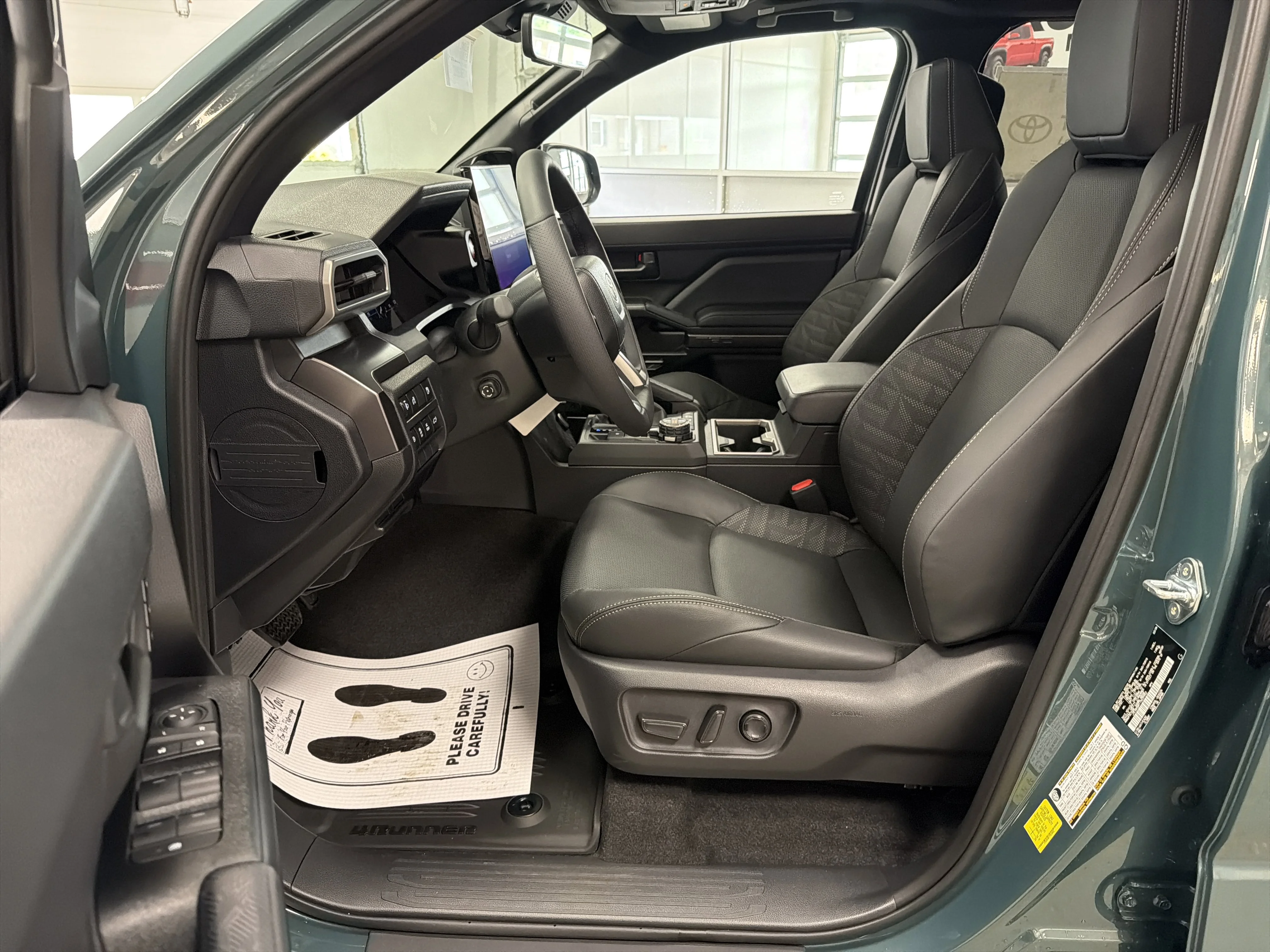 2026 Toyota 4Runner TRD Off-Road Premium - Photo 18
