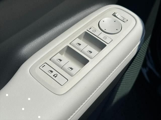Certified Used 2026 Black Hyundai SEL image 9