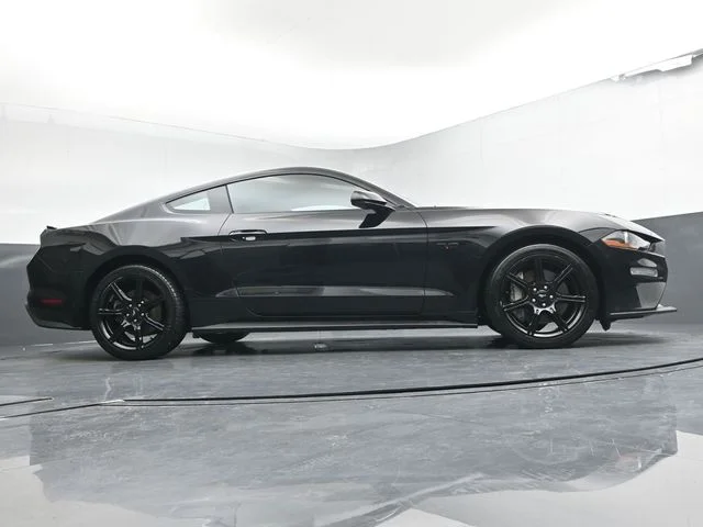 Used 2018 Black Ford GT image 31