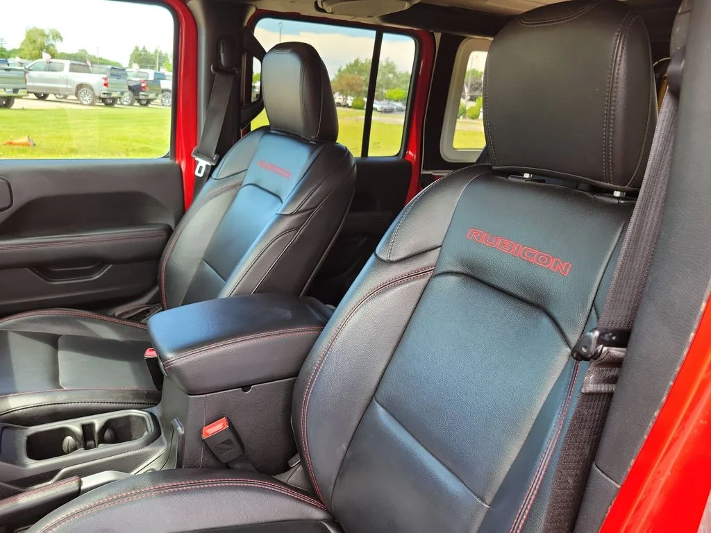 Used 2020 Red Jeep Unlimited Rubicon image 5